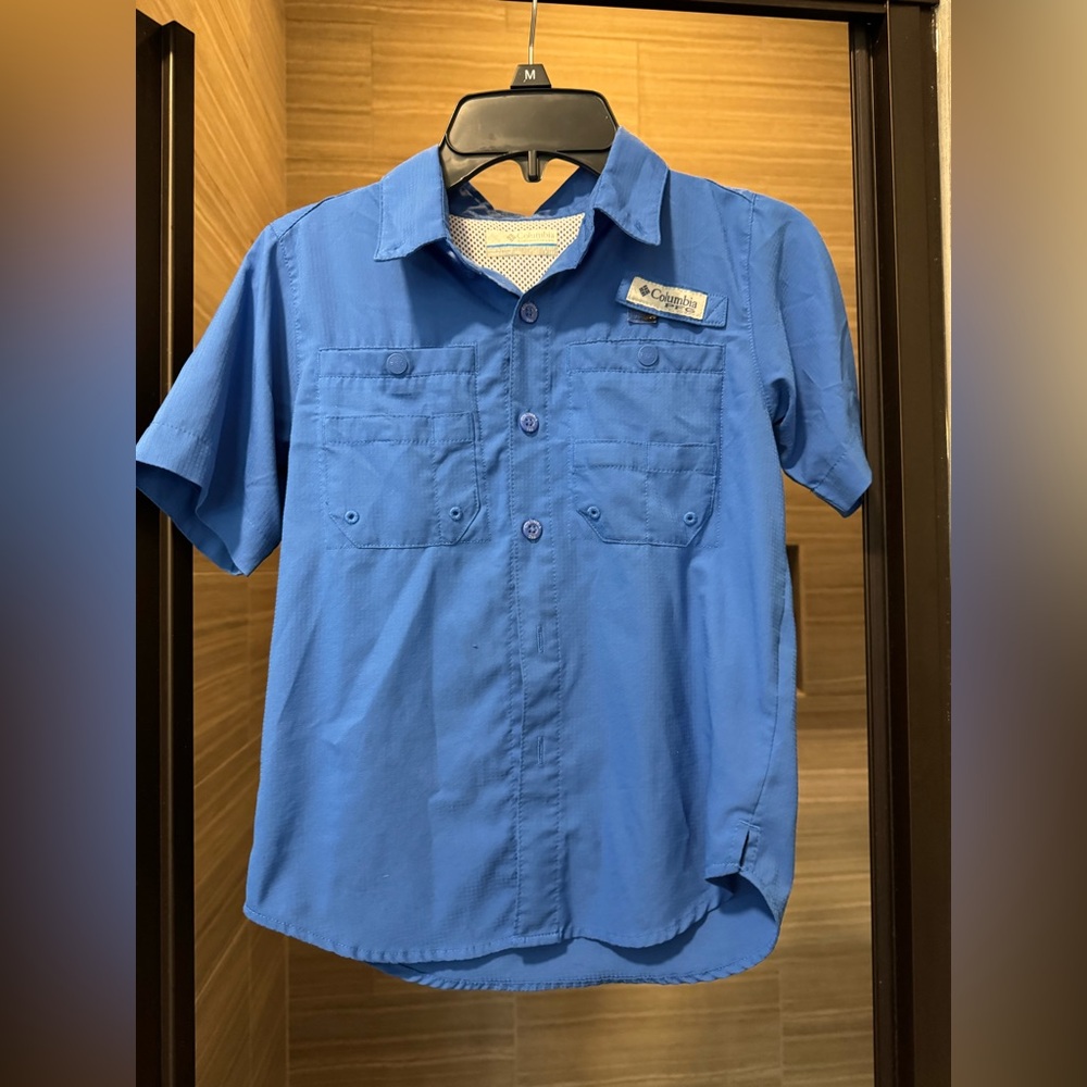 Columbia Men's Vibrant Blue Casual Shirt